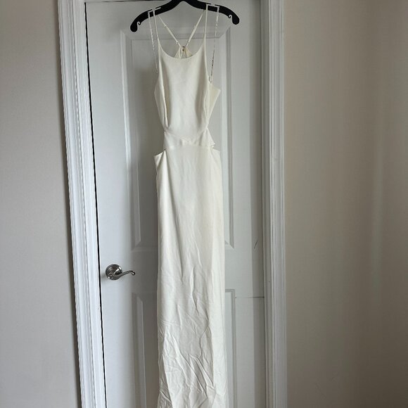 Halston Heritage Size 6 White Cut Out Back Detail Dress - Picture 1 of 3